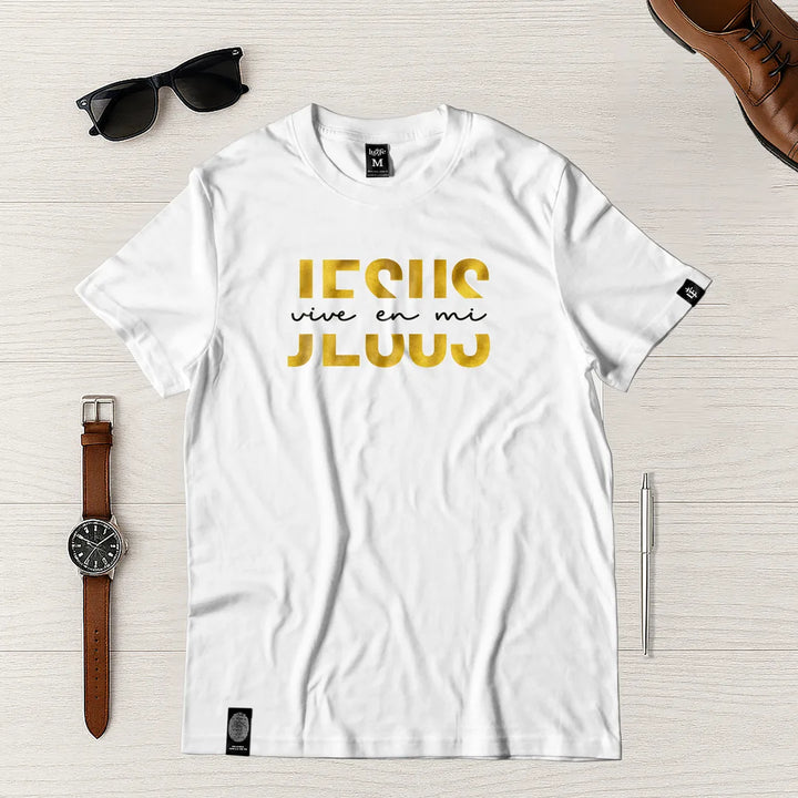 Camiseta Masculina Jesus vive en mi #color_blanca