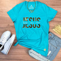 Camiseta Feminina Jesus vive en mi - Turquesa