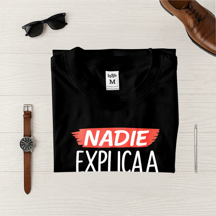 Camiseta Masculina Nadie explica a Dios #color_negra