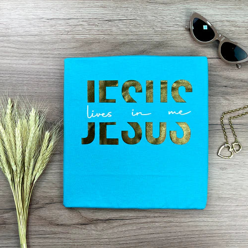 Camiseta Feminina Jesus vive en mi Jesus #color_turquesa
