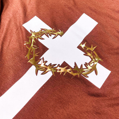 Camiseta Masculina Cruz con corona